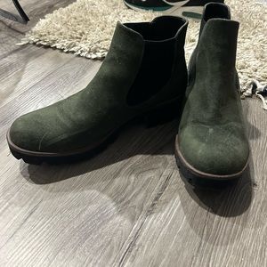 Green boots barely worn